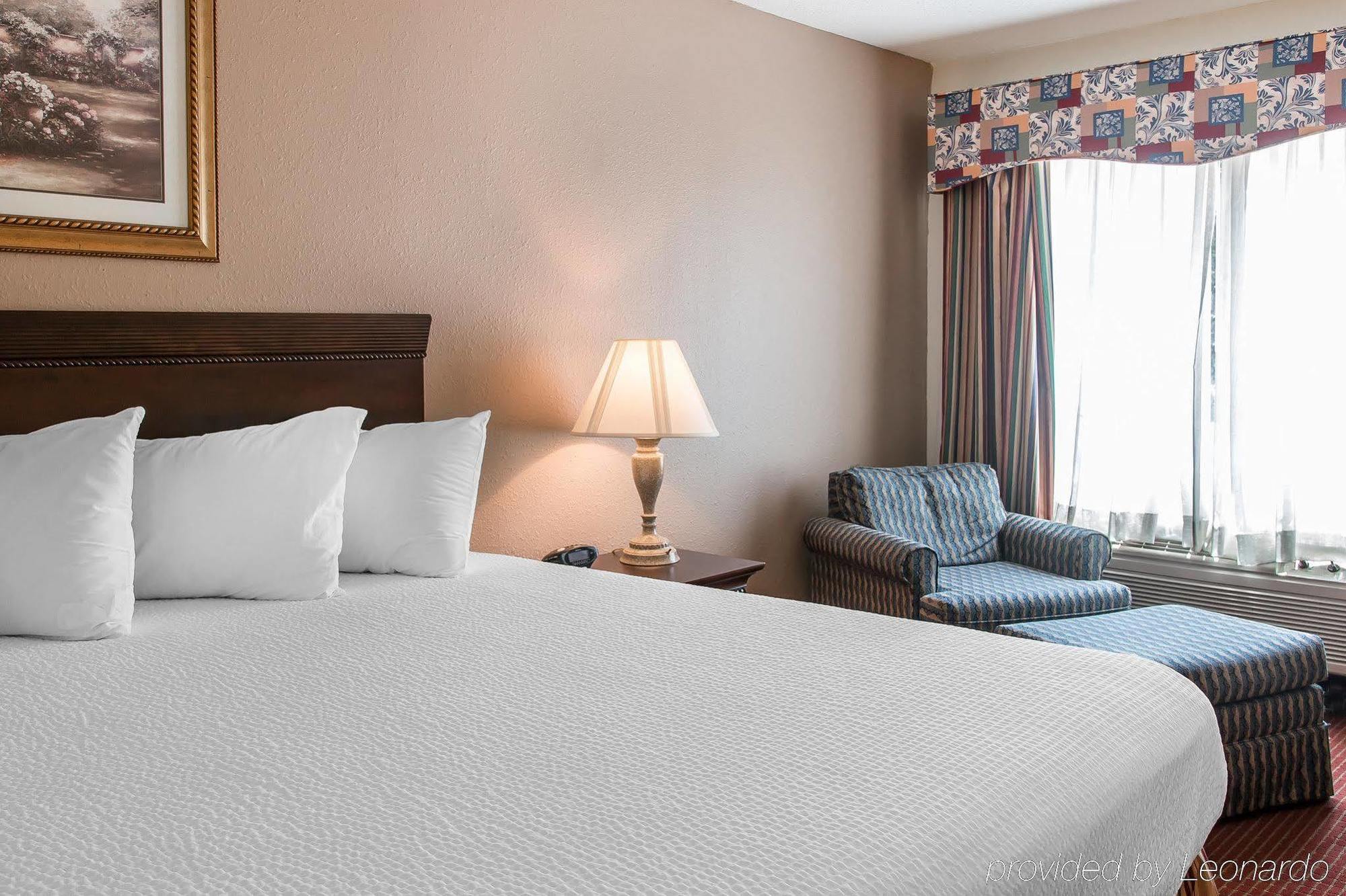 Motel 6 Elkhart, In Exterior photo