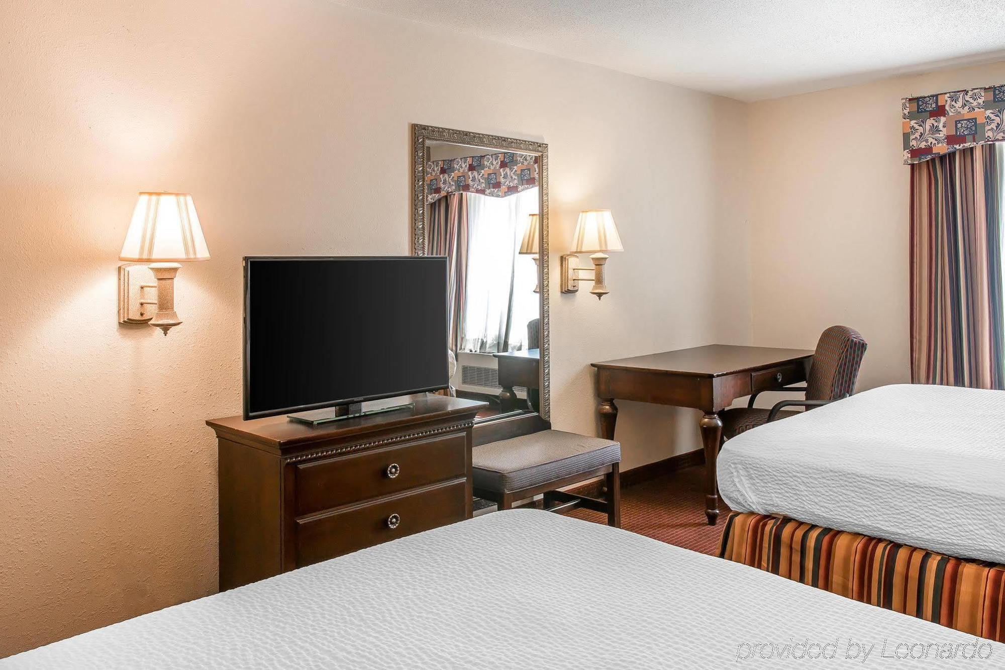 Motel 6 Elkhart, In Exterior photo